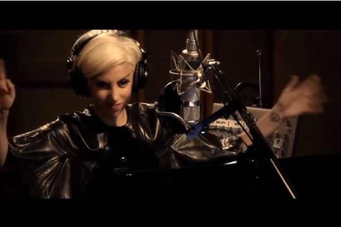 Lady Gaga śpiewa Ważne Mezo i Kasi Wilk! [VIDEO]