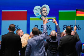 Polityczne trzęsienie ziemi w Niemczech. Triumf AfD w wyborach