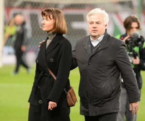Legia - Zagłębie: Żona, brat i dzieci Jacka Magiery dziękują kibicom