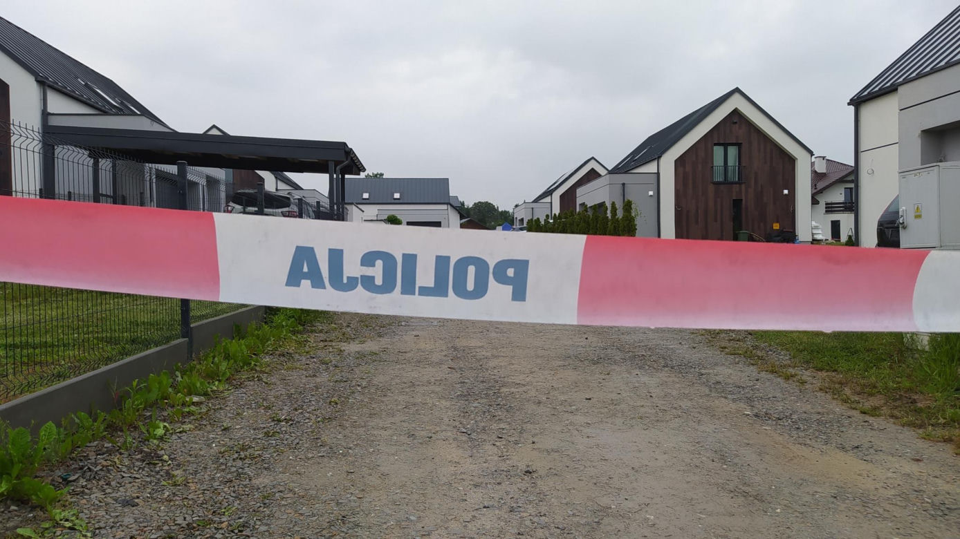 Makabryczne odkrycie pod Rzeszowem. Nieoficjalnie: znaleziono co najmniej 13 płodów!