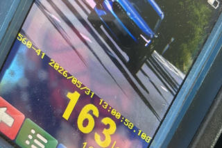 Grzał w terenie zabudowanym, stracił prawo jazdy!