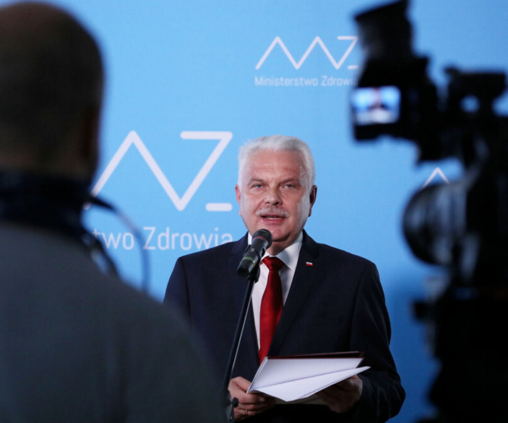 Piąta fala COVID-19 w Polsce. Wiceminister zdrowia Waldemar Kraska podaje datę