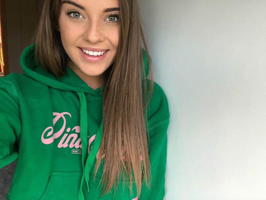 JULIA NOWAK