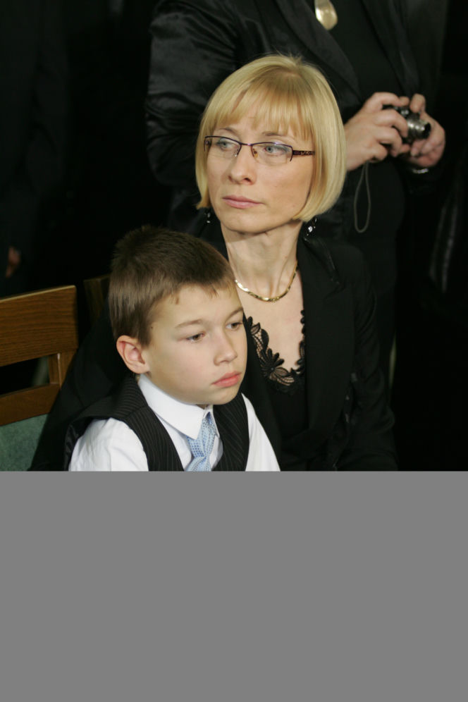 W Sejmie odsłonięto tablicę upamiętniającą 18 parlamentarzystów
