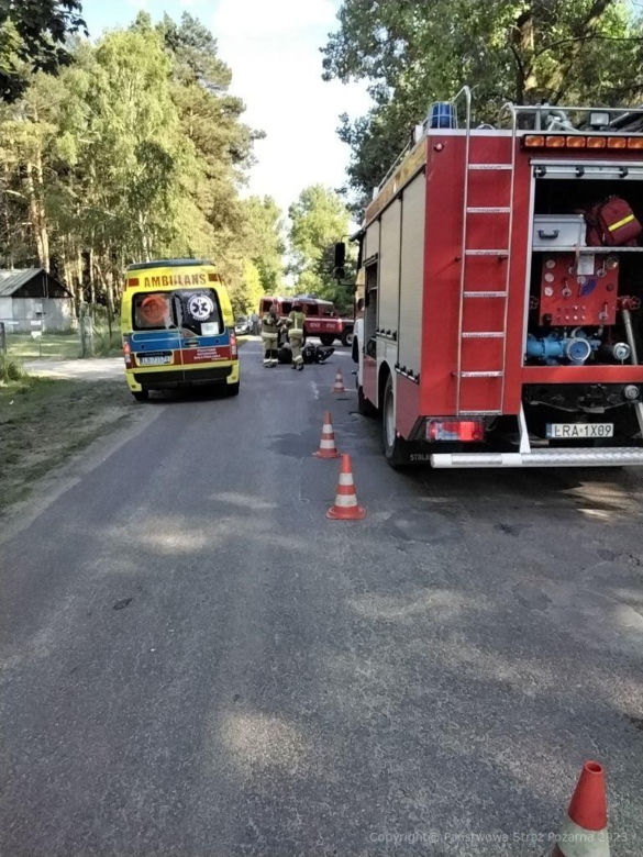 Pijany kierowca wjechał w motocyklistę. Na miejscu interweniował śmigłowiec LPR