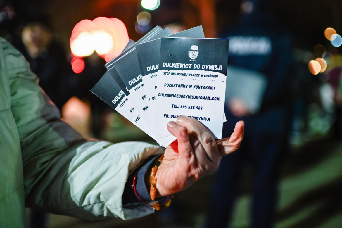 Protest w Gdańsku. Mieszkańcy chcą dymisji Dulkiewicz