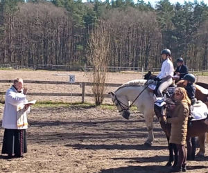 Święconka w siodle