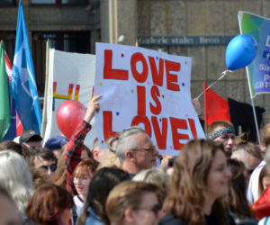 Marsz Równości przejdzie przez Kraków. Tak wyglądały poprzednie parady LGBT