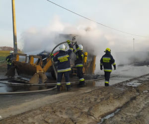 Pożar koparki na budowie trasy S5 w Niewieścinie! Gigantyczne straty [ZDJĘCIA]
