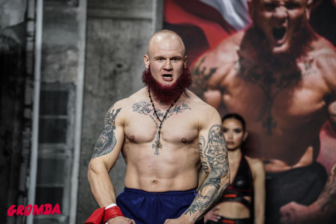 Ring girls Gromda 24