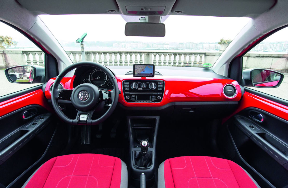 Volkswagen cross up!