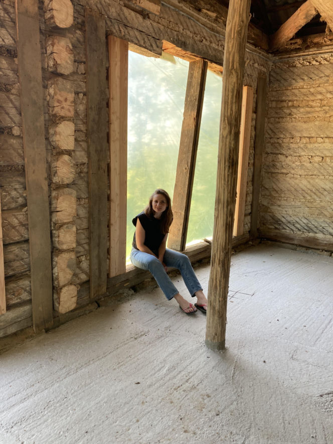 Remont drewnianej chaty w Tropiu (woj. małopolskie)