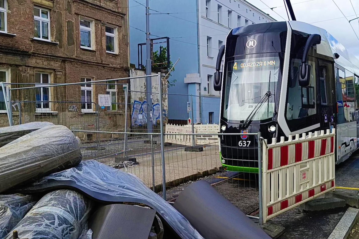 "Torowa rewolucja" na al. Powstańców Wlkp. - czerwiec 2026