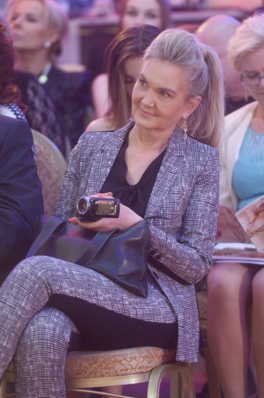 Zasłynęła jako minister od Leppera, potem brylowała na parkiecie. Metamorfoza Anny Kalaty była taka, że wszystkim opadły szczęki!