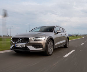 Volvo V60 D4 AWD Cross Country Pro