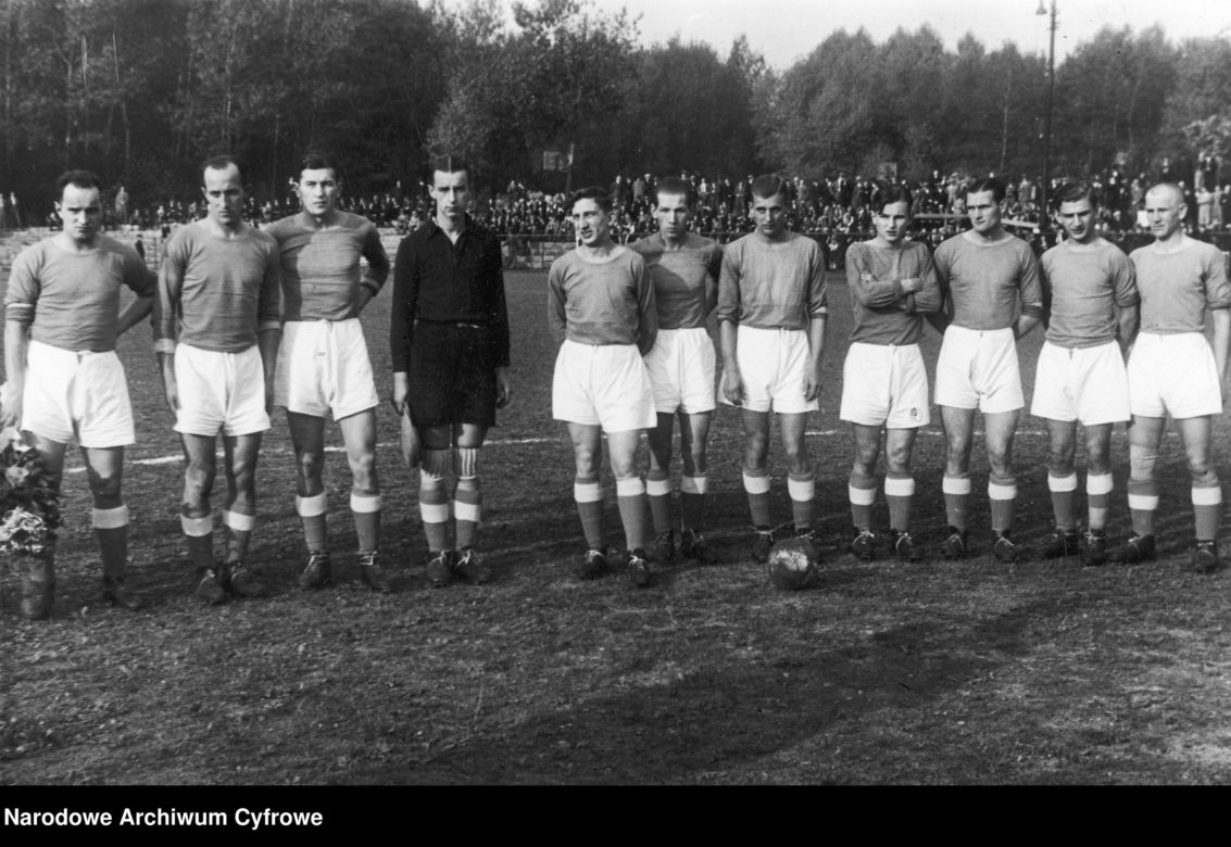 Archiwalne zdjęcia piłkarzy Warty Poznań. Tak wyglądał polski futbol blisko 100 lat temu!