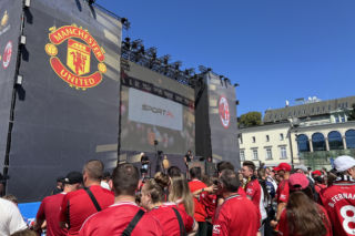 Manchester United rozbity przed absolutnego debiutanta! Czarny dzień Czerwonych diabłów, kibice w szoku
