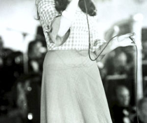 ANNA JANTAR