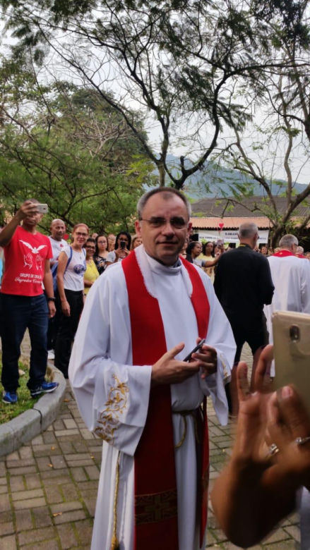 Bp Robert Chrząszcz