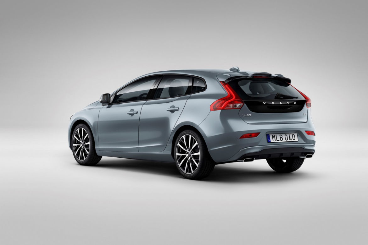 Volvo V40 lifting 2017