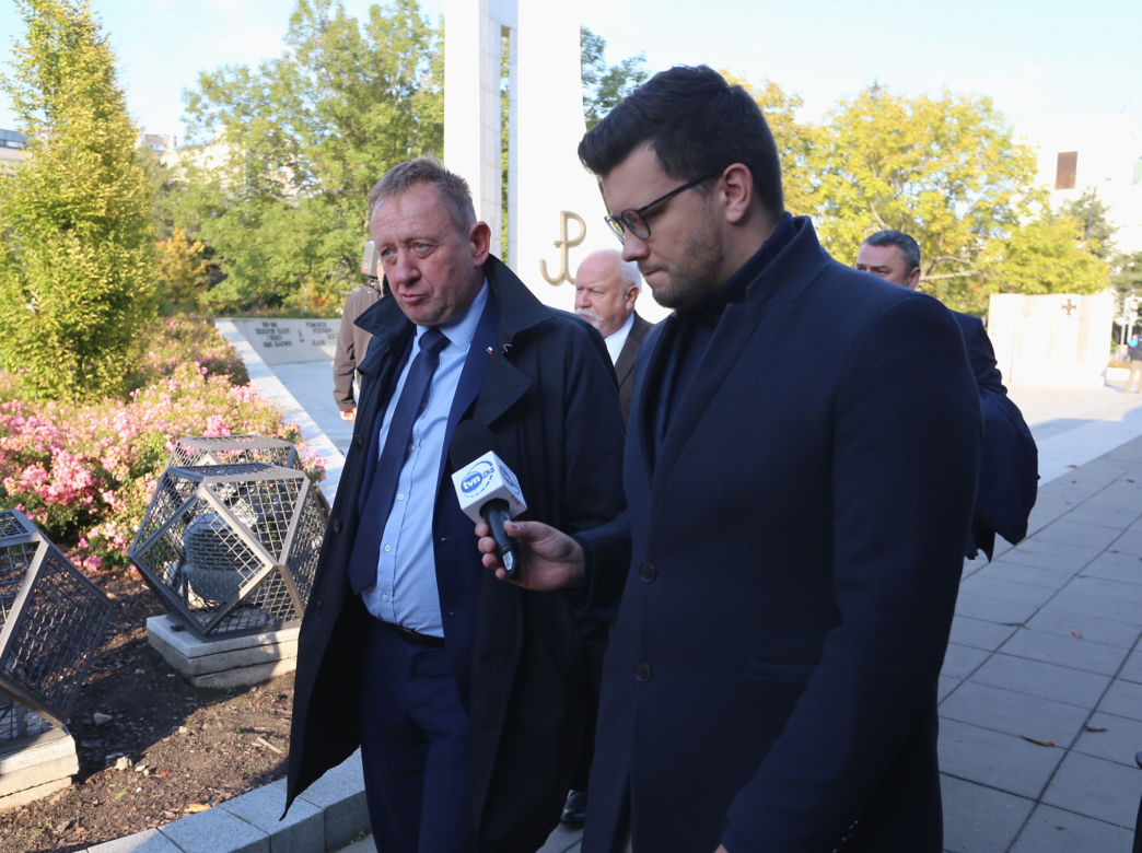 Politycy PiS jadą na wyjazdowe posiedzenie partii