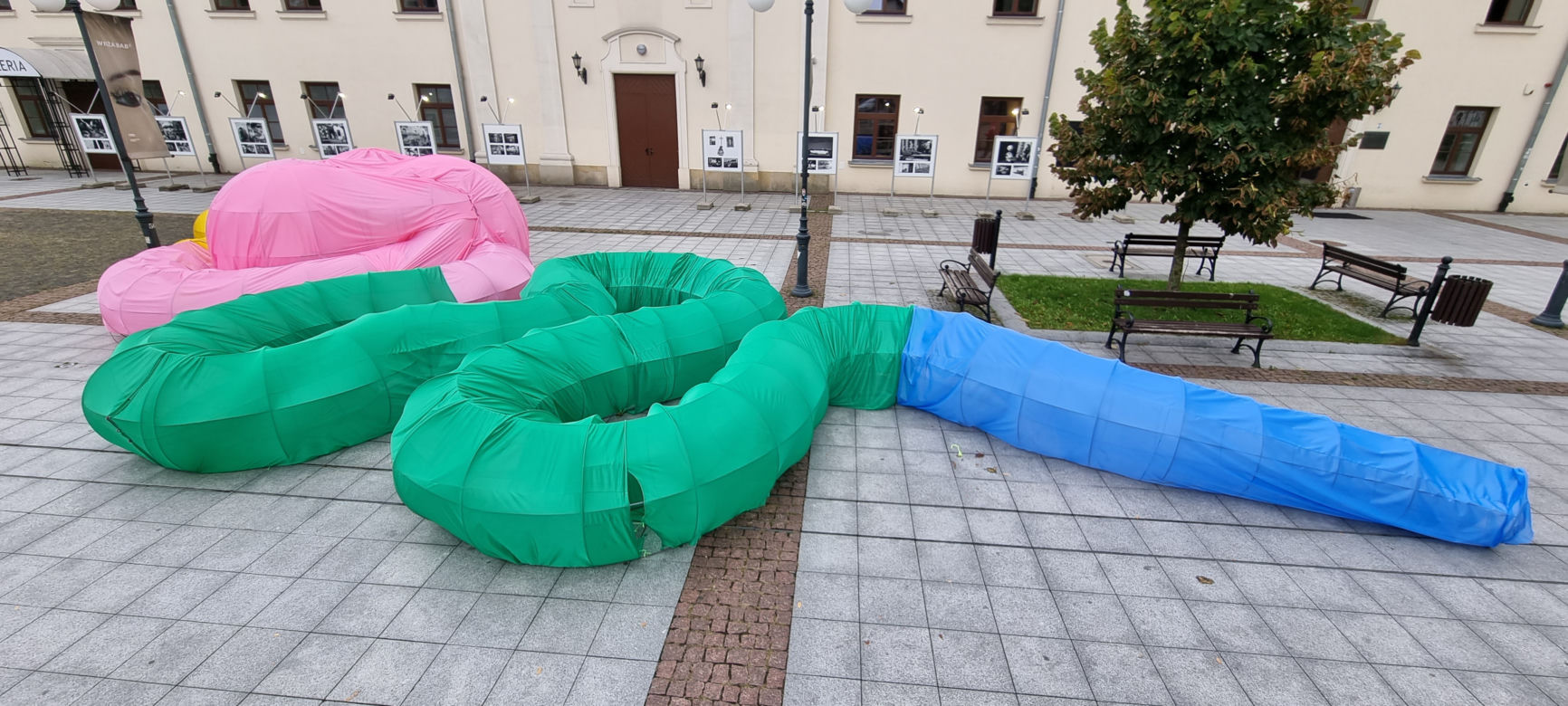 Ta sztuka ma prowokować do refleksji. Zobacz jak wygląda tegoroczny Open City! [GALERIA]