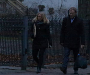 Donald Tusk z rodziną na dworcu kolejowym w Sopocie