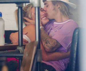 Hailey Baldwin całuje Justin Bieber