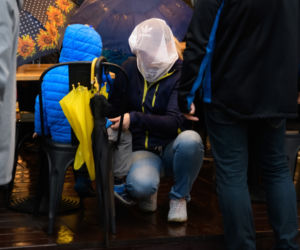 Marsz antycovidowców w Poznaniu. Protestujący: „Zakończyć PLANDEMIĘ! [ZDJĘCIA]