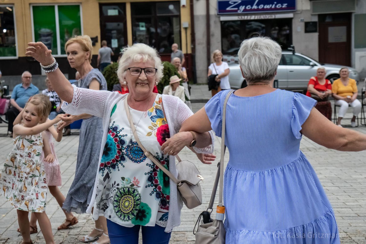Starachowickie potańcówki na Rynku 2025