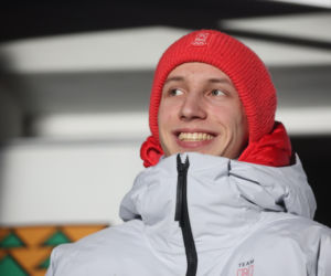 Kacper Tomasiak powitany po IO w rodzinnych stronach