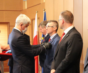 Podlaskie. Prezydent RP Andrzej Duda przyznał państwowe odznaczenia samorządowcom
