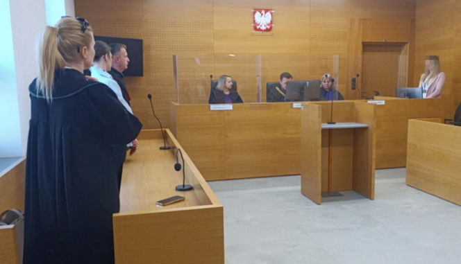 Wyrodna matka zgotowała Julce piekło. Latami wypalała jej kwasem rany na skórze!