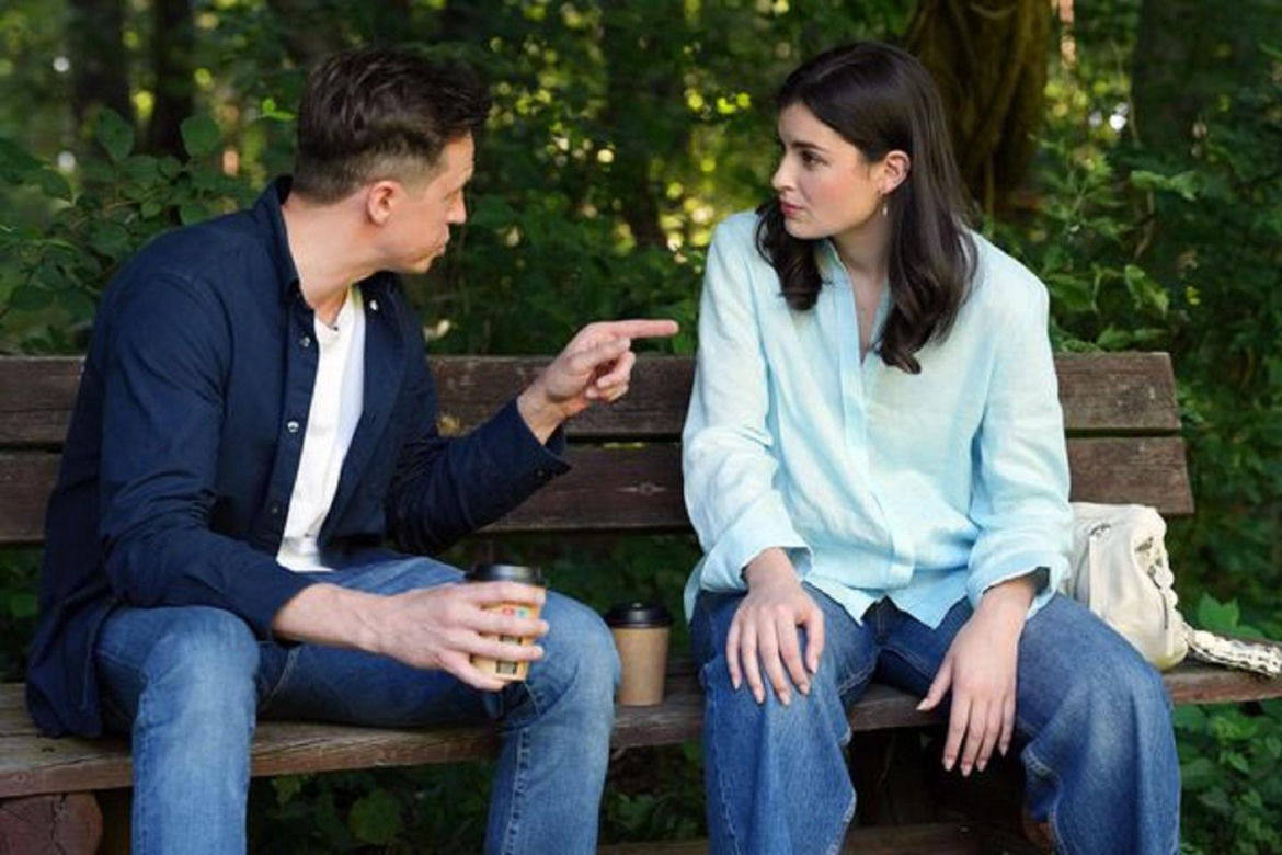 Barwy szczęścia, odcinek 3272. Błażej (Piotr Ligienza), Weronika (Maria Świłpa)