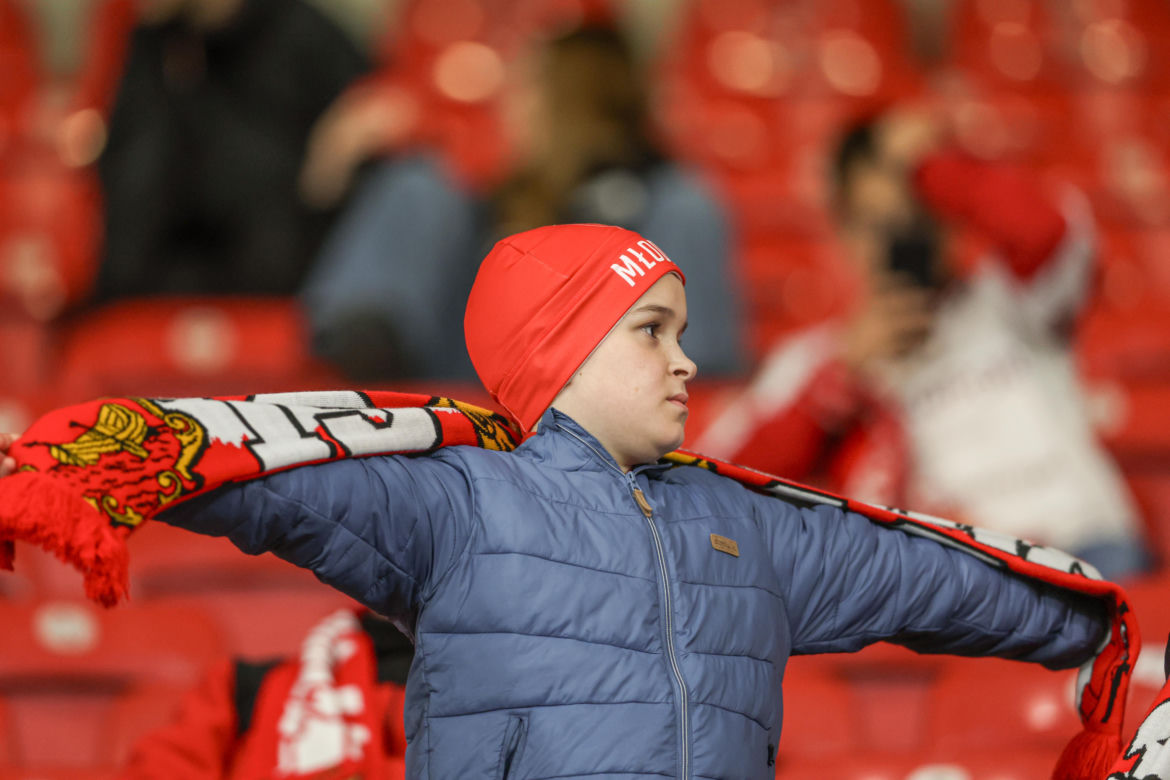 Widzew Łódź - Wisła Kraków; Zdjęcia kibiców i zawodników z meczu 11. kolejki PKO BP Ekstraklasy 2026/27