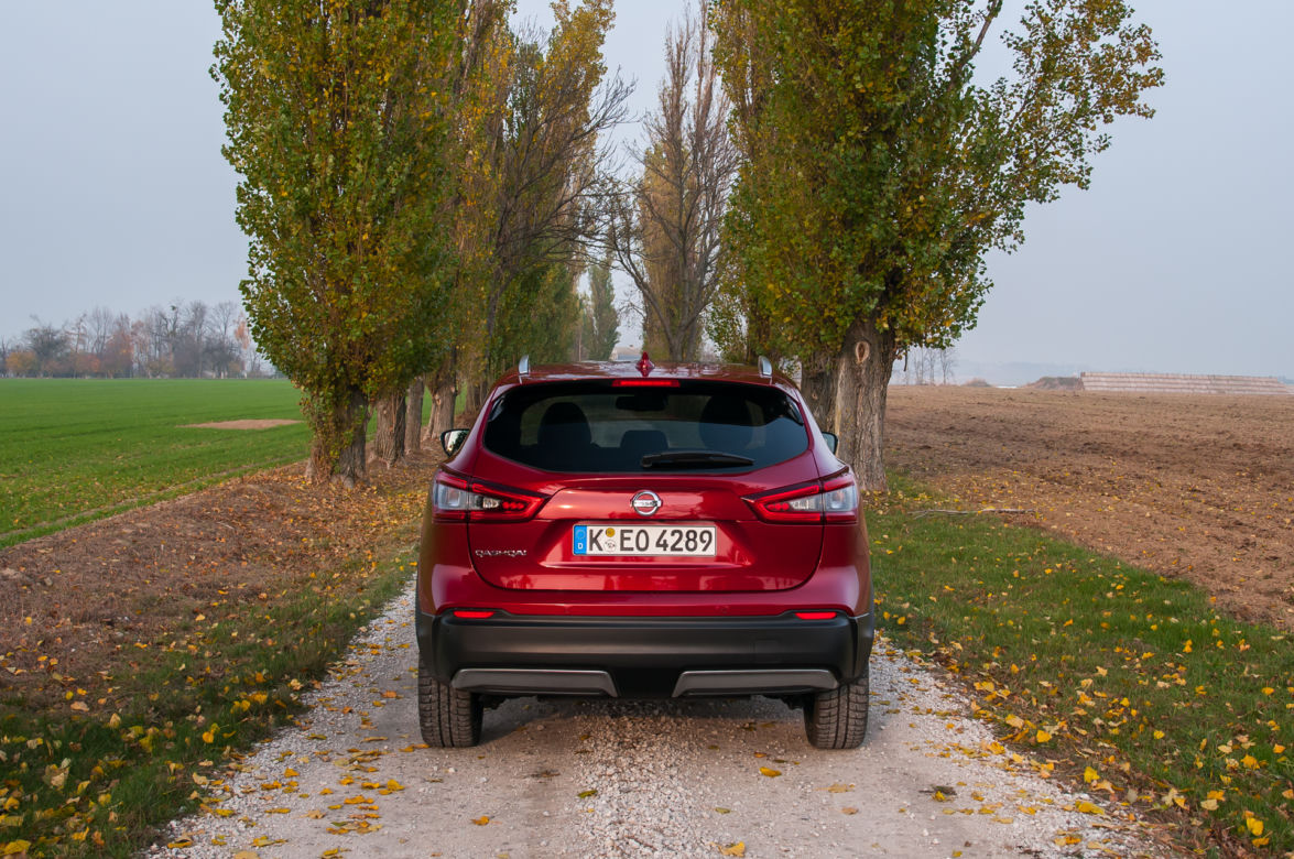 Nissan Qashqai 1.3 DIG-T 160 KM DCT7 2WD Tekna+