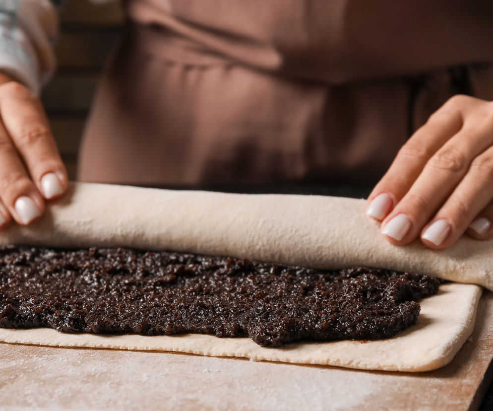 Jak przygotować najlepszą masę makową? Te dodatki gwarantują obłędny smak makowca