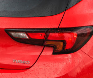 Opel Astra 1.6 Turbo 200 KM M6 Elite