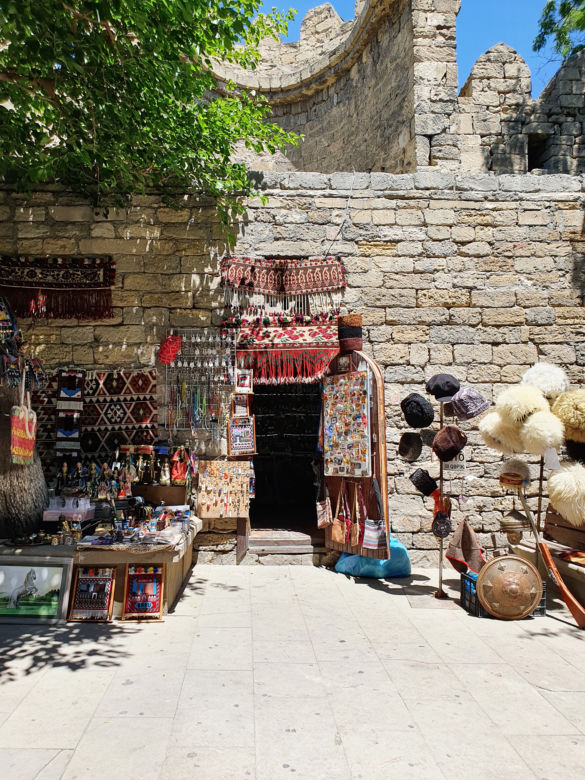 Baku - miasto ognia