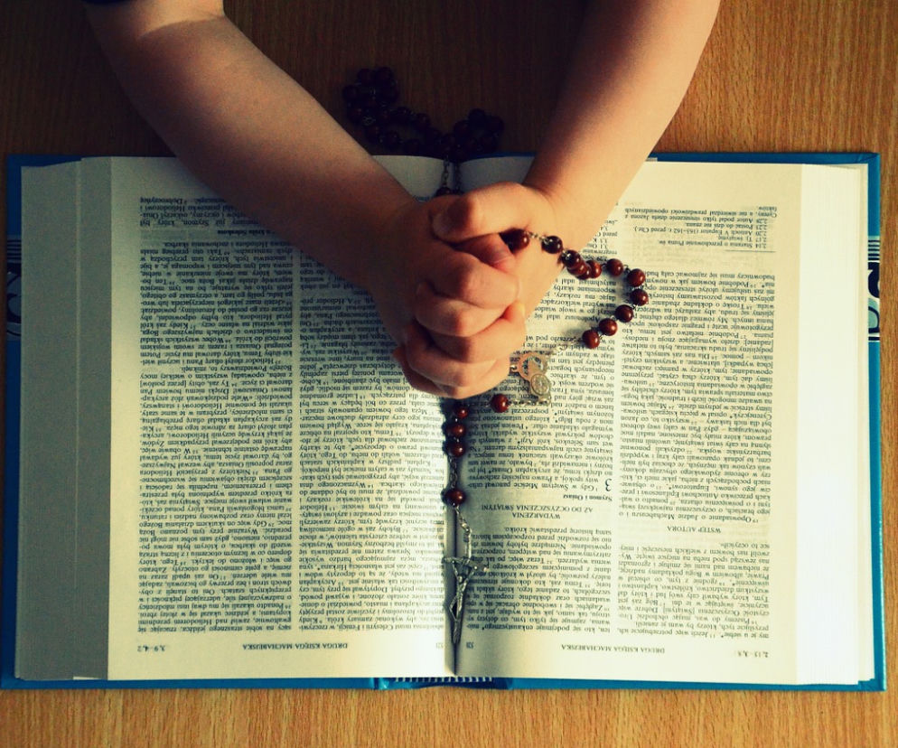 Kielecka młodzież masowo WYPISUJE SIĘ z lekcji religii! Najwięcej w Żeromie