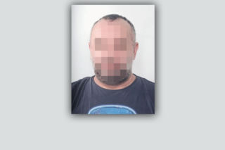 Zaginiony mężczyzna odnaleziony martwy w samochodzie. Policja wyjaśnia śmierć 42-latka