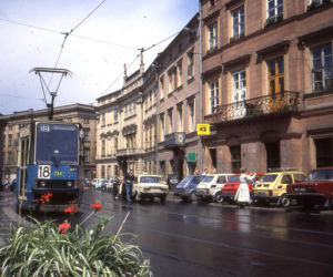 Komunikacja miejska sprzed lat: Tak wyglądały krakowskie tramwaje! [ZDJĘCIA]