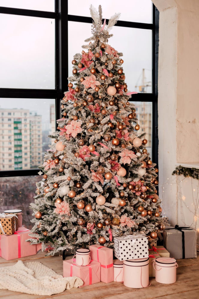 Jak ubrać choinkę 2025? Inspiracje