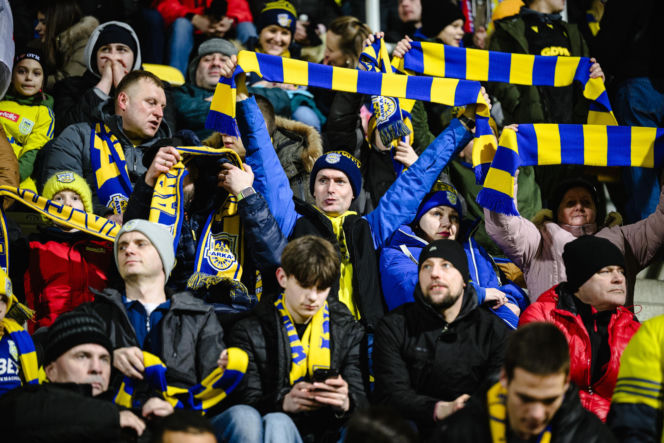 Arka Gdynia - Lechia Gdańsk: Zdjęcia kibiców z derbów Trójmiasta w ramach 23. kolejki PKO BP Ekstraklasy