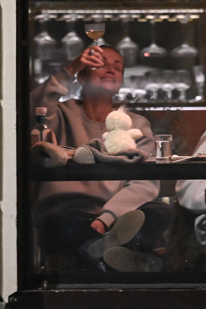 Katarzyna Zielińska pije z kaczorem