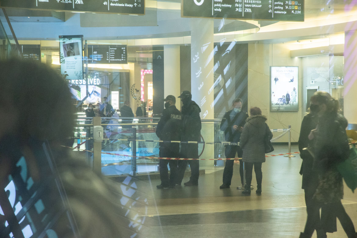 Tragiczna seria samobójstw w polskich galeriach handlowych