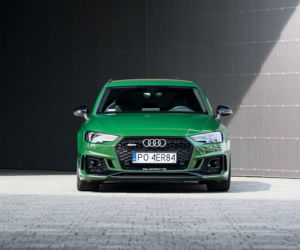 Audi RS4 Avant B9 2.9 TFSI V6 450 KM Tiptronic quattro