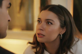 Złoty chłopak, odcinek 273: To koniec! Ferit wyjaśnia Seyran, dlaczego zostaje przy Diyar