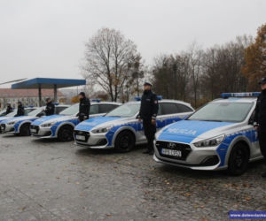 Nowe radiowozy dla policjantów garnizonu dolnośląskiego