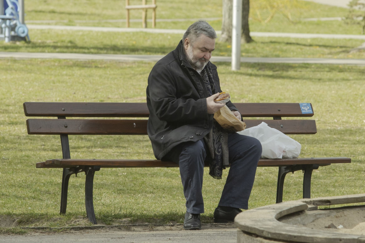 Karol Karski. Ostatni pączek przed świętami